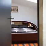 Une Chambre Chez Dupont 3* Bordeaux