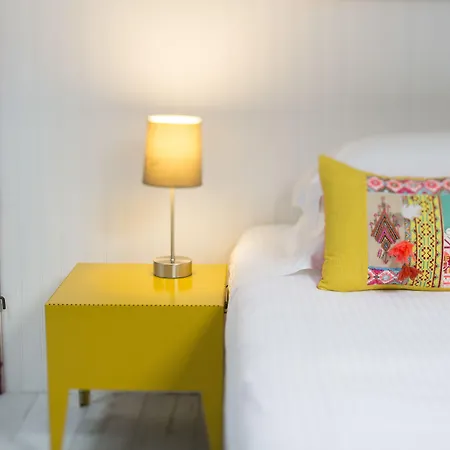 ユヌ シャンブル シェ デュポン ボルドー