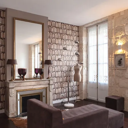 ユヌ シャンブル シェ デュポン ゲストハウス ボルドー