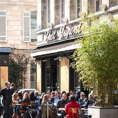 ユヌ シャンブル シェ デュポン ゲストハウス ボルドー